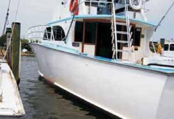 How sheathing with WEST SYSTEM epoxy can reduce maintenance time and increase performance