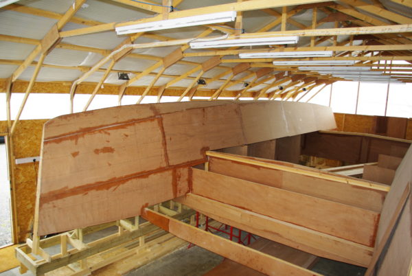 Constructing a 40ft catamaran with WEST SYSTEM epoxy