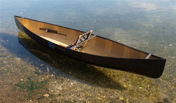Fixing a damaged Kevlar canoe