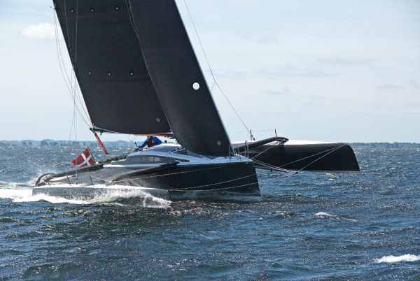 Black Marlin – Jan Andersen’s 10m carbon-fibre trimaran