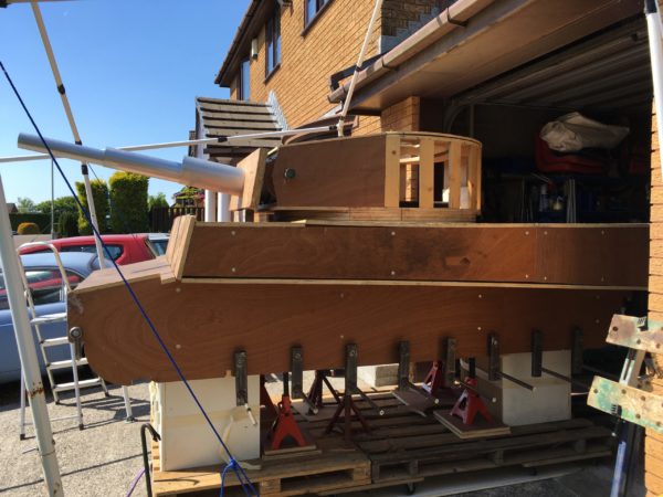 Man builds tank with WEST SYSTEM epoxy