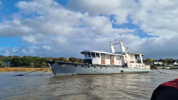 Restoring the WWII historic D-Day Boat (Sarinda, ML1392)