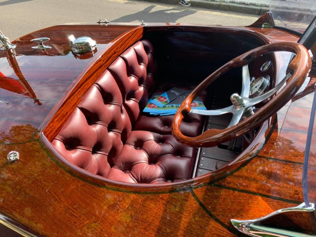 miss isle inside seats