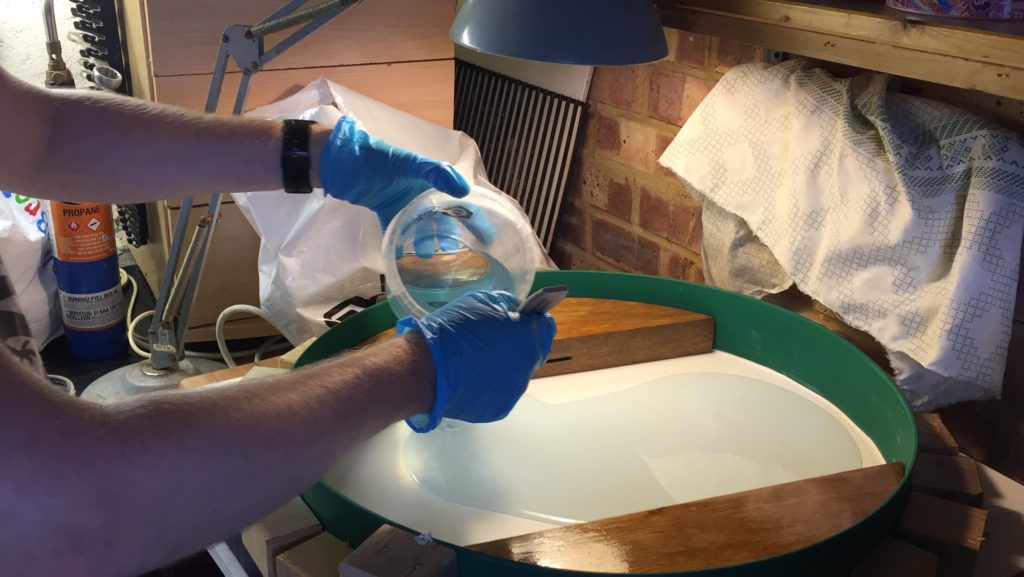 applying epoxy to the mould